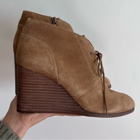 Lucky Brand Shylow Brown Suede Wedge Booties Boot - Picture 4 of 8
